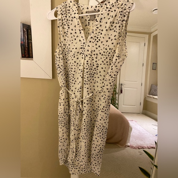 Sleeveless Dress with Waist-belt - Picture 1 of 2